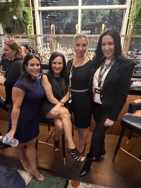Lauren Mongrue, Laurie Lipsey, Lauren Chiafullo and Natalie Radzwilla at The Velvet Hammers